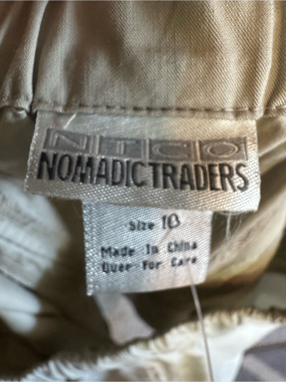NICO Nomadic Traders Ruched Midi Skirt
Size 10 - Picture 6 of 7